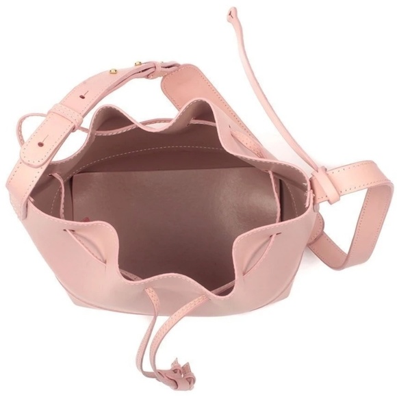 Teddy Blake Eliza - Picture 2 of 5